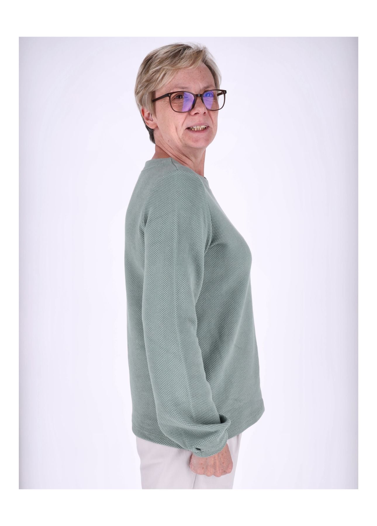 Ladies Pullover Knitted