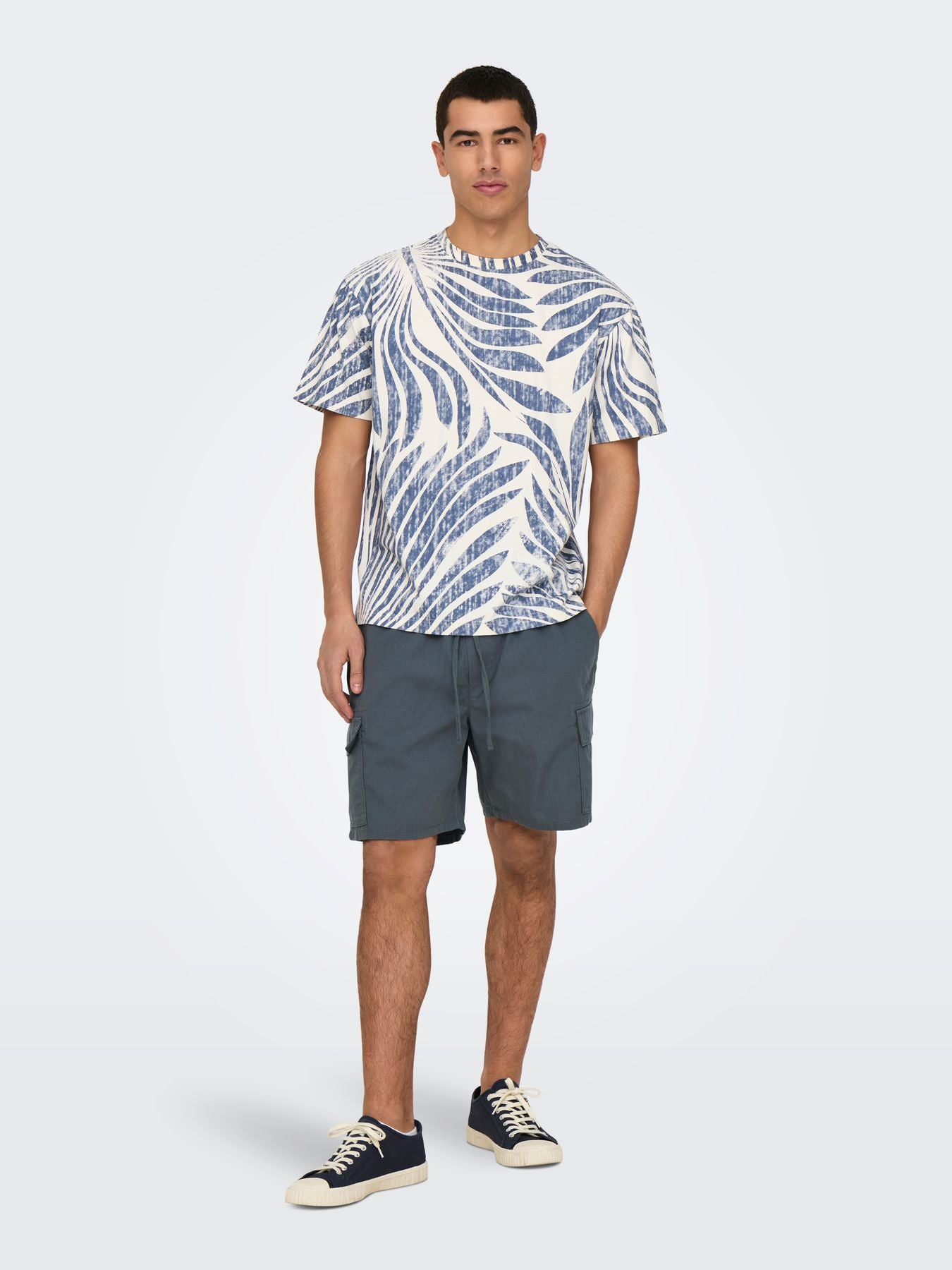 Herren ONSZEKE LIFE REG WASHED SS AOP TEE