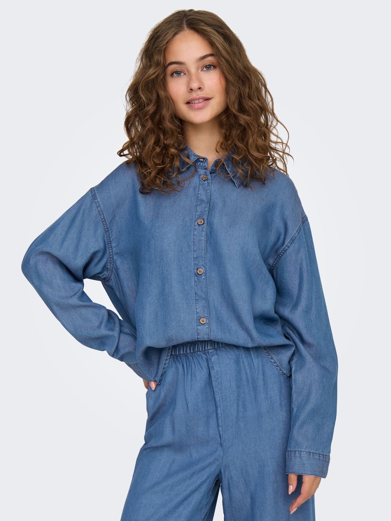 Damen ONLCHARIS LIFE LS SHIRT CC WVN