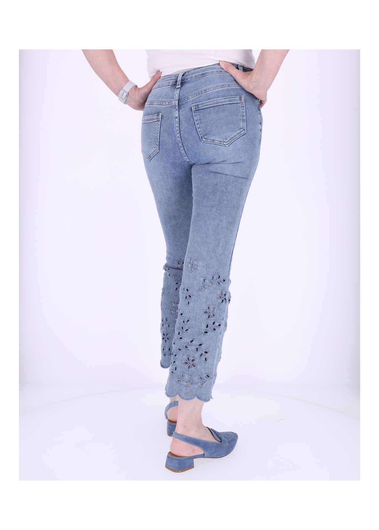 Jeans Damen 3/4 Lang Lochmuster