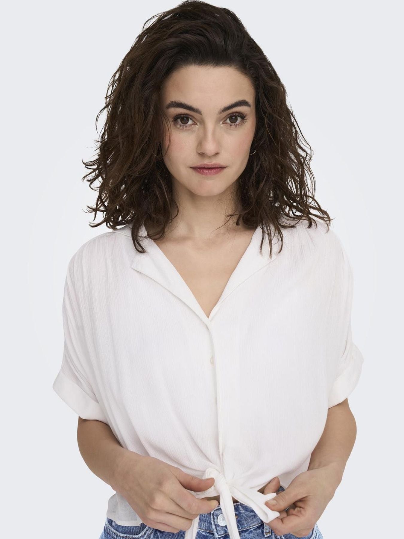 Damen ONLPAULA LIFE S/S TIE SHIRT WVN NOO