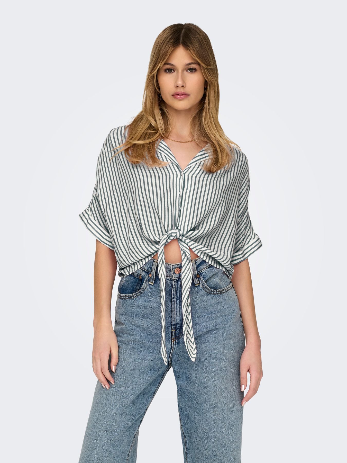 Damen ONLPAULA LIFE S/S TIE SHIRT WVN NOO