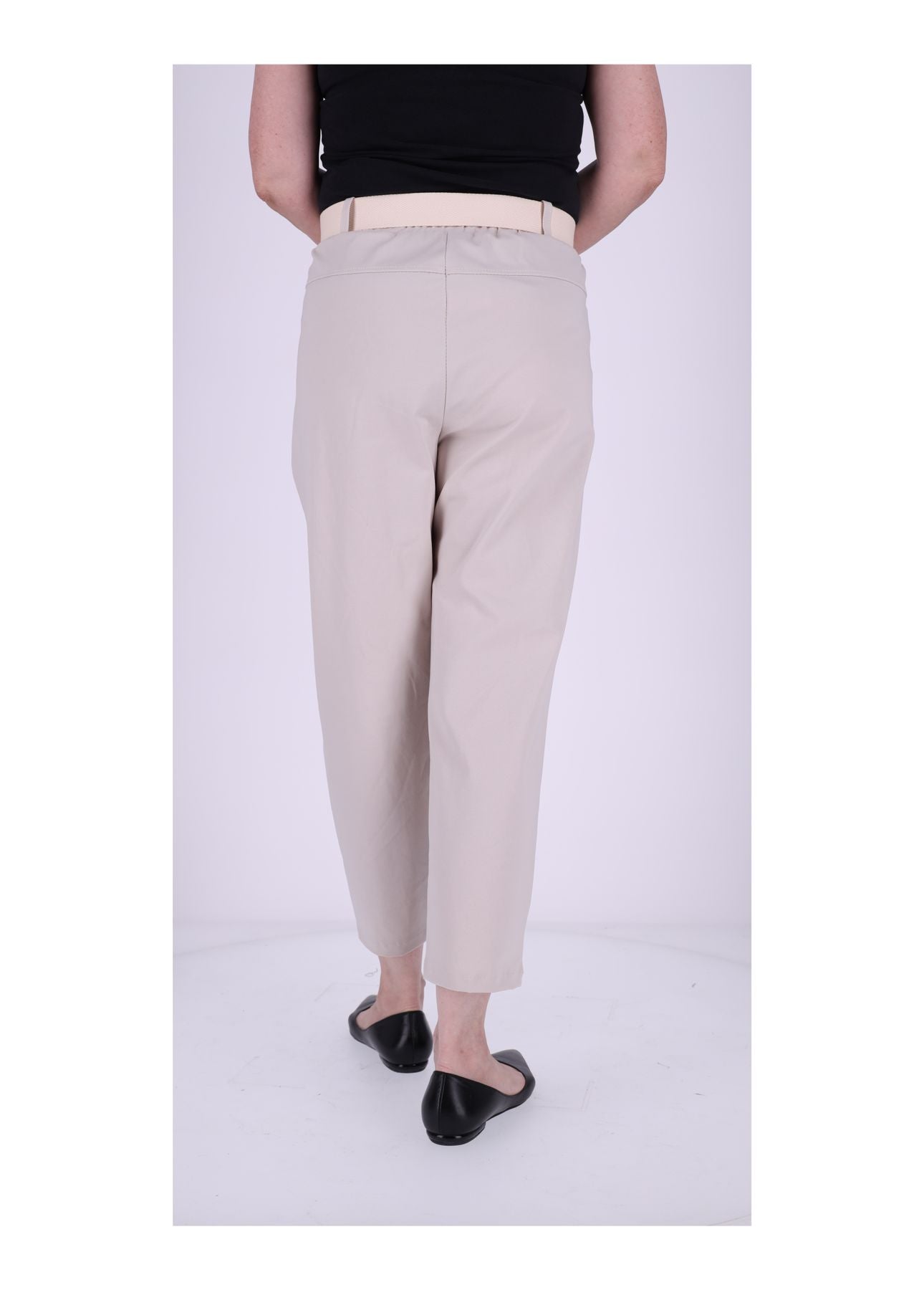 Hose 7/8 mit Knöpfen am Bein