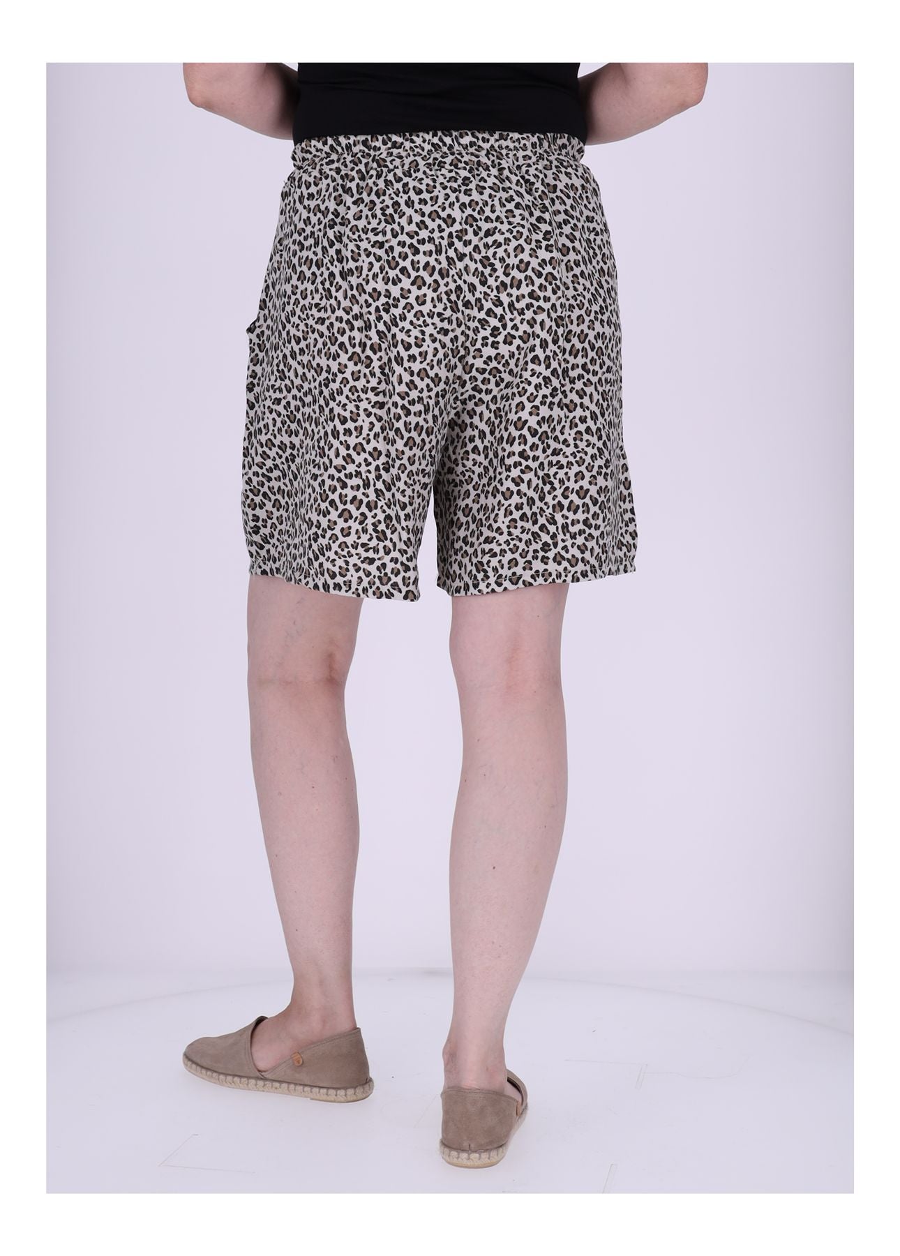 Short Damen kurz Print Leo