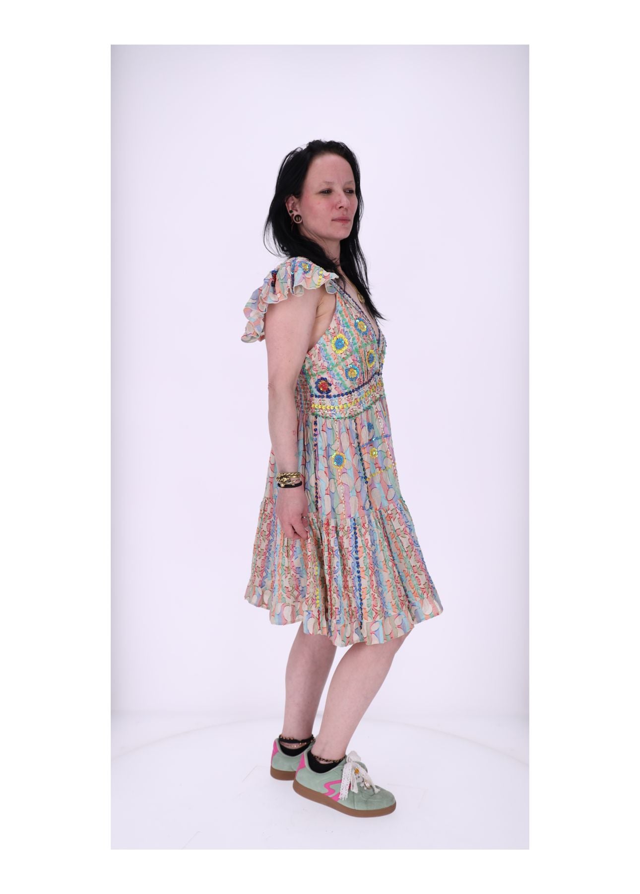 Trägerkleid Rüschen am Träger Pailetten