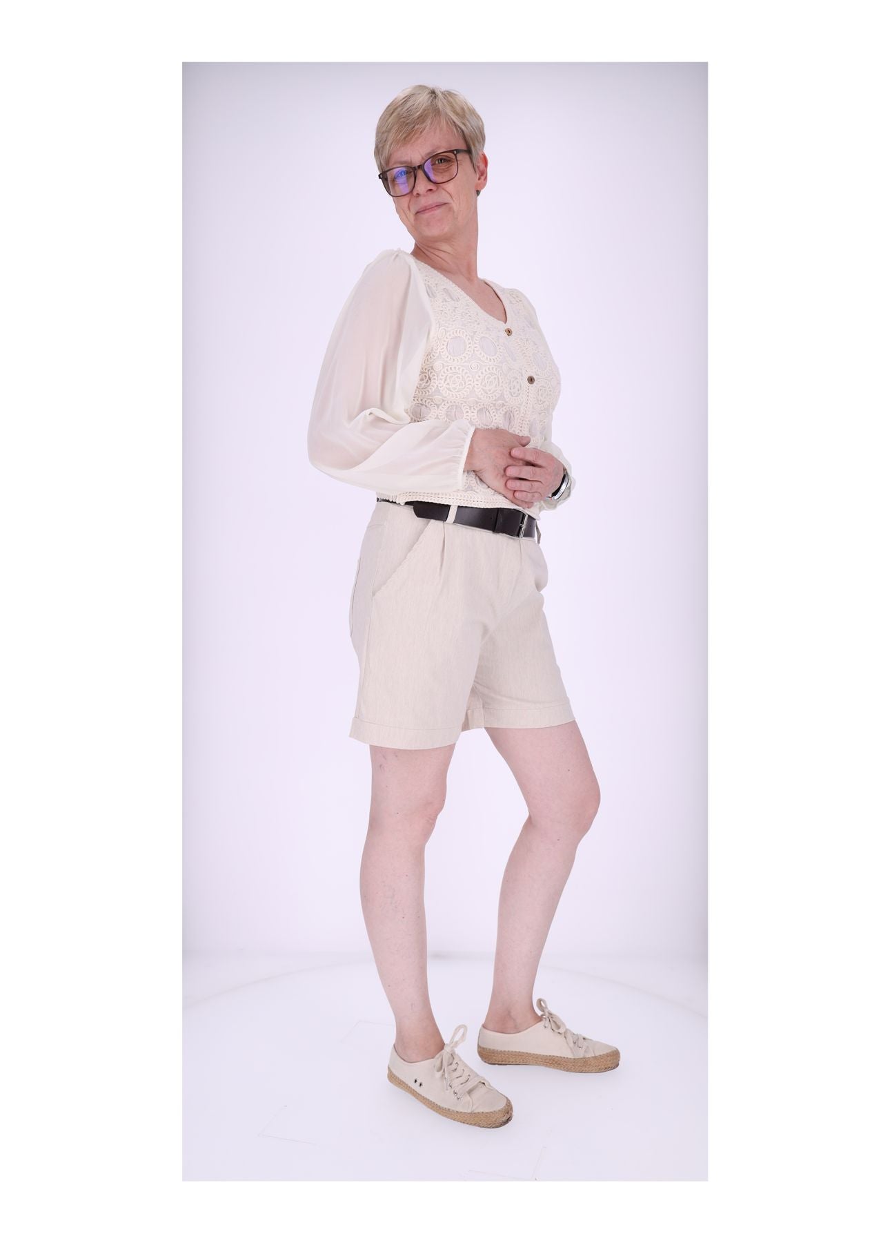 Short Damen Leinenoptik mit Gürtel