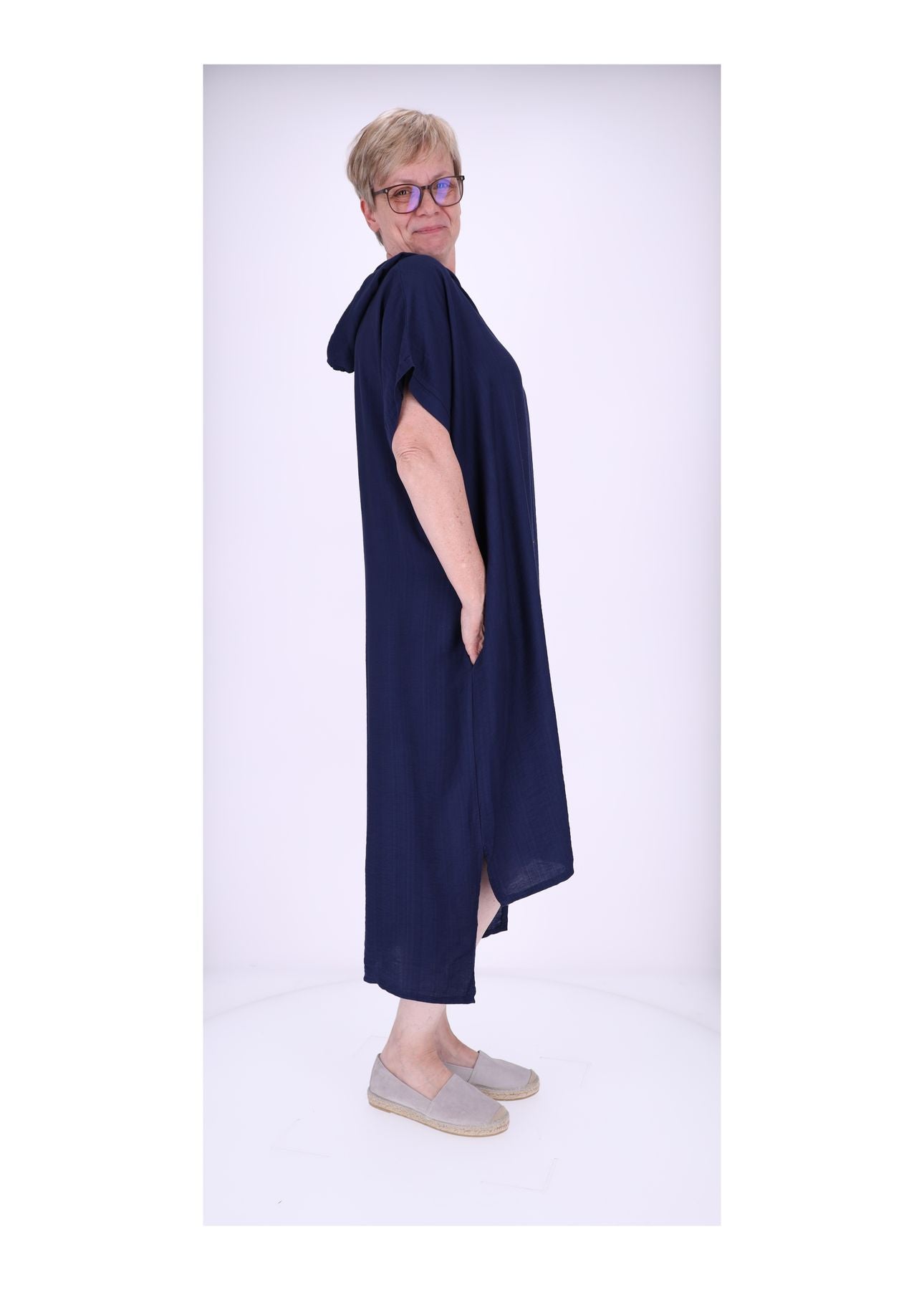 Kleid Lang Viskose Kapuze