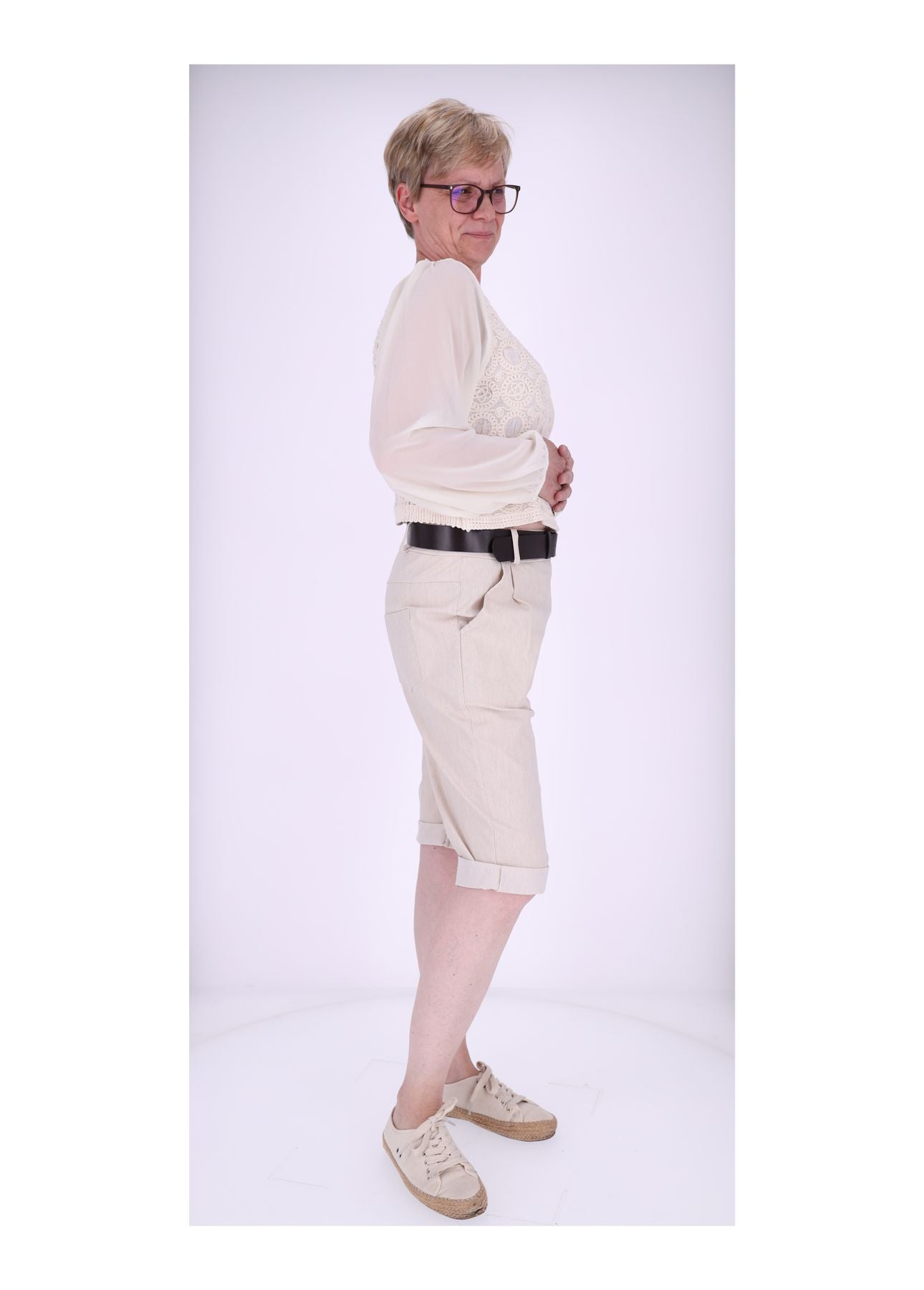 Bermuda Damen Leinenoptik mit Gürtel