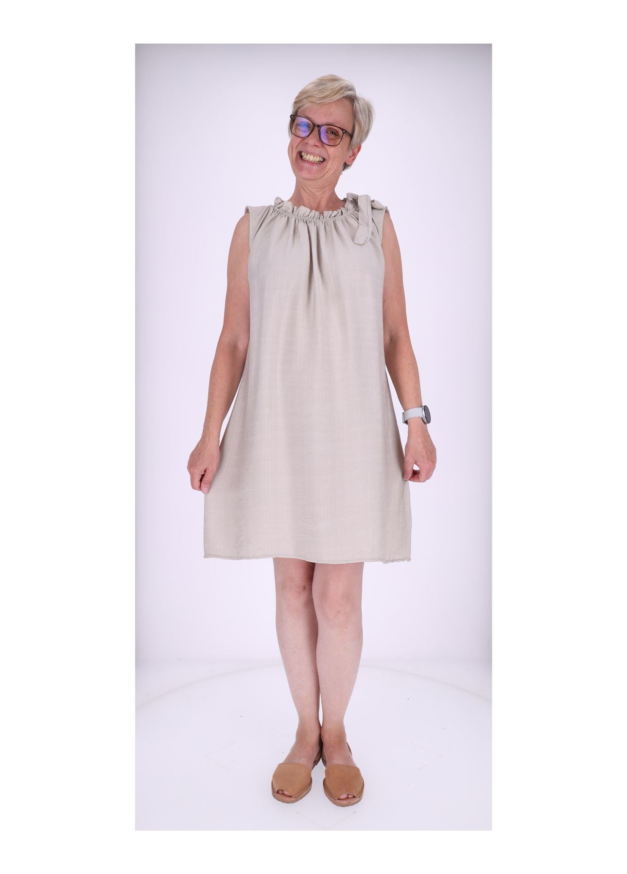 Trägerkleid Raffung am Kragen