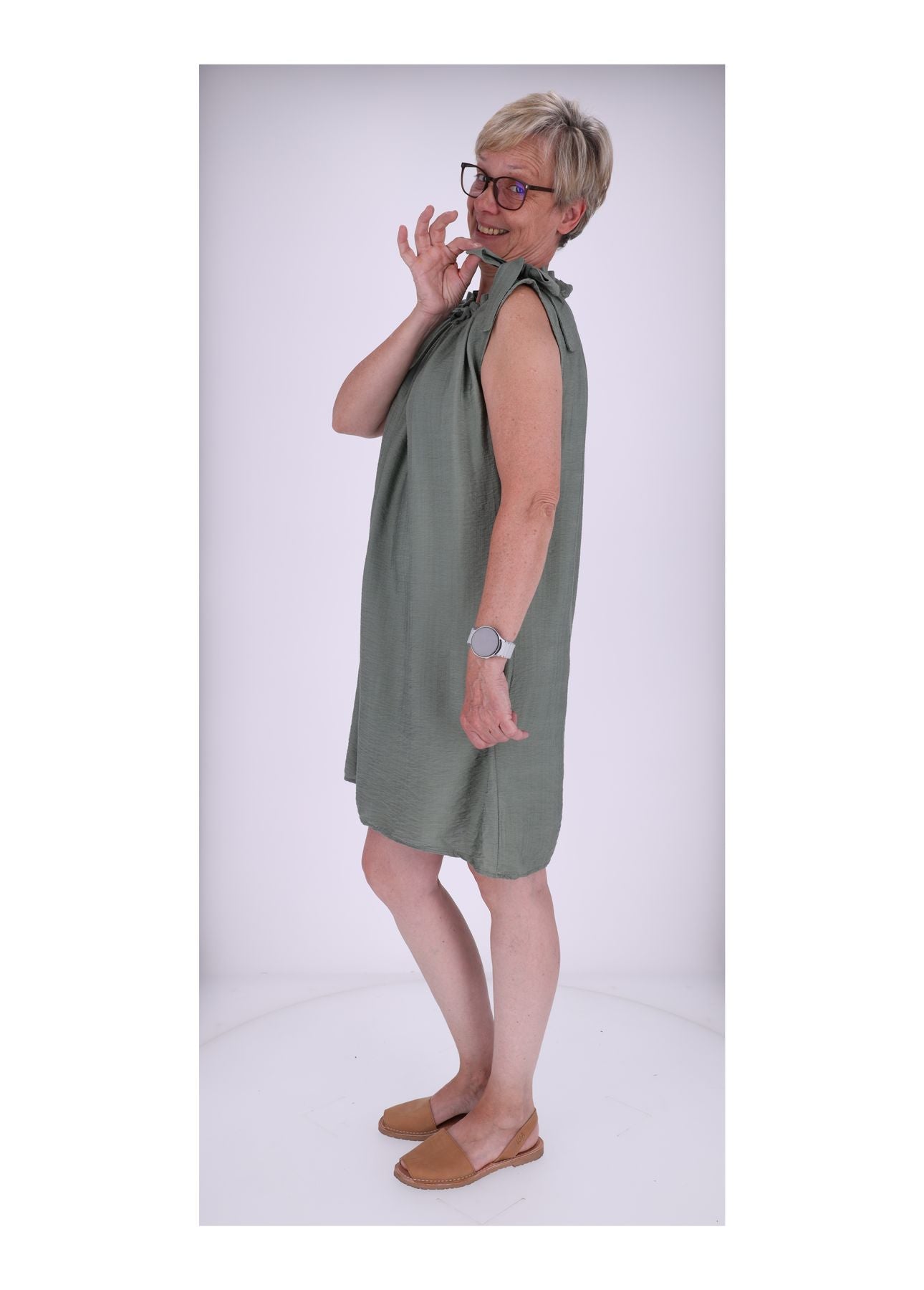 Trägerkleid Raffung am Kragen