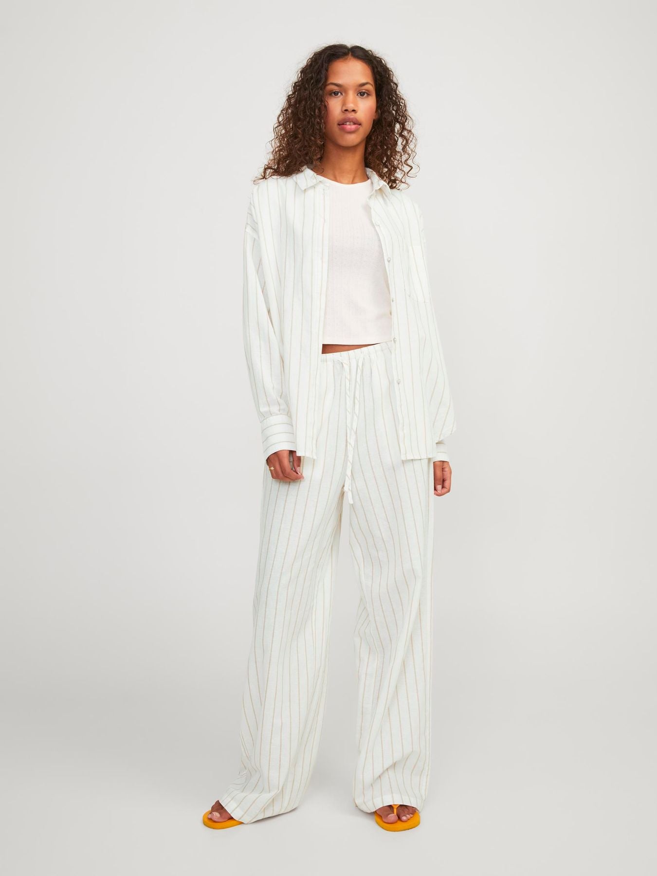Damen JXJAMIE LS RLX LINEN BLEND SHIRT WVN SN