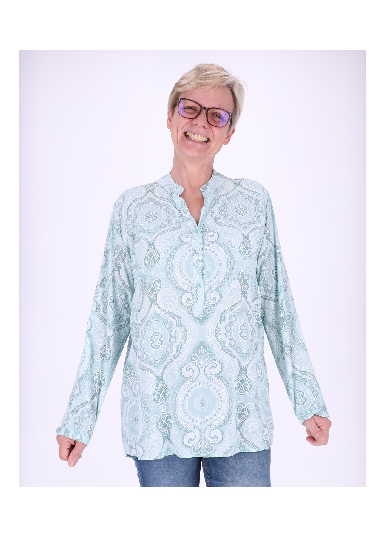 Blusenshirt AOP