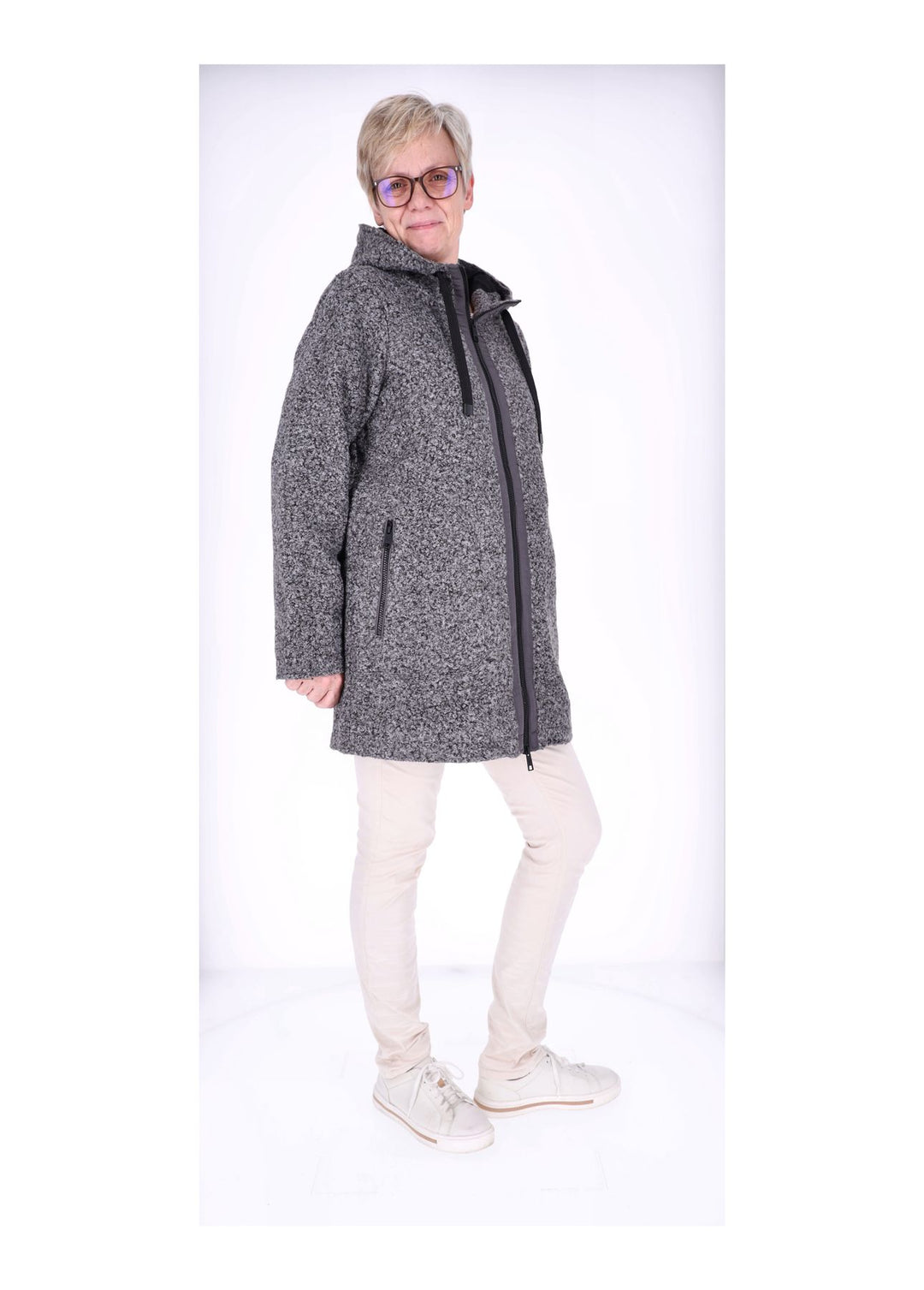 Ladies Jacket Knitted