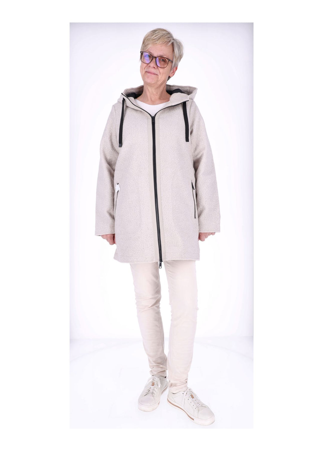 Ladies Jacket Knitted