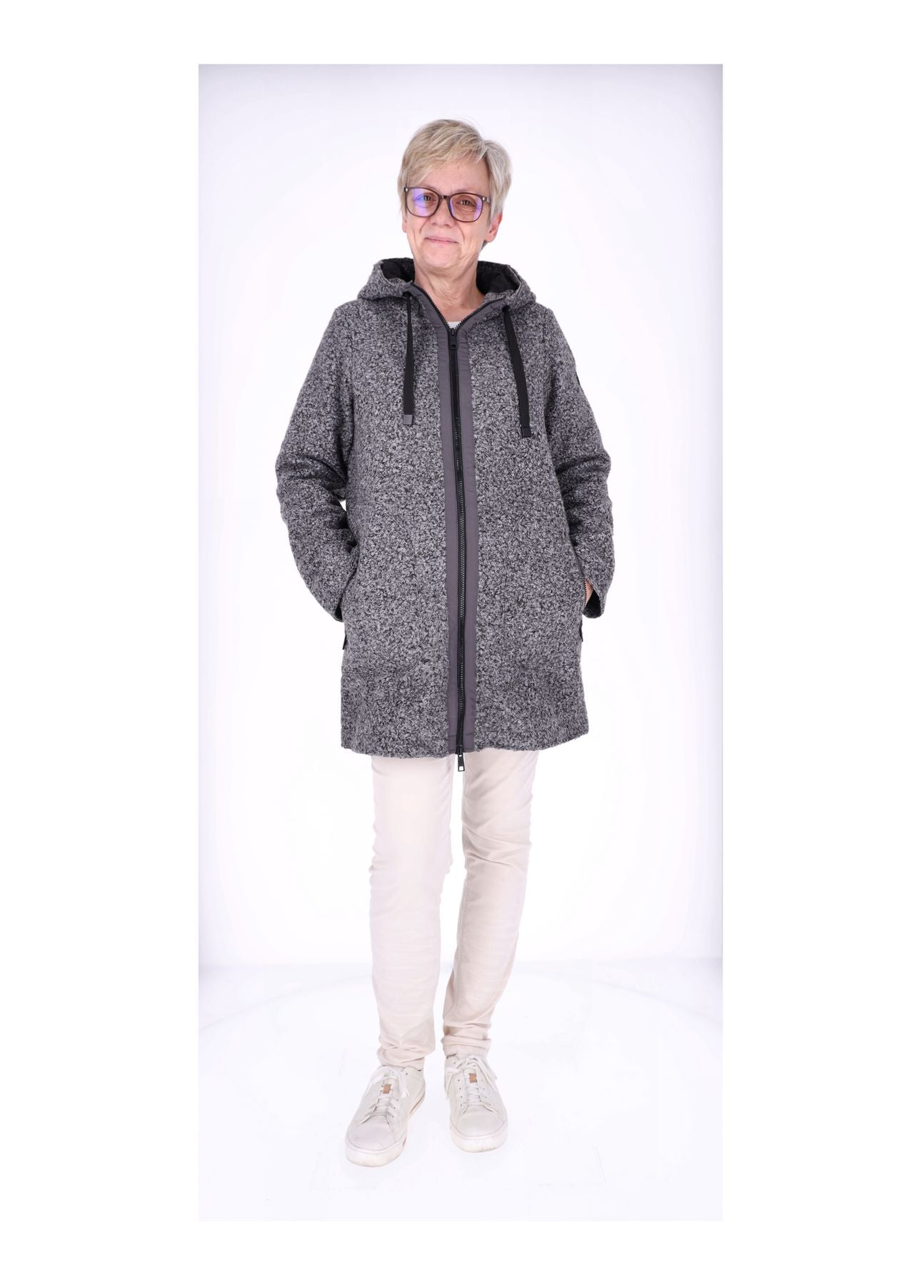 Ladies Jacket Knitted