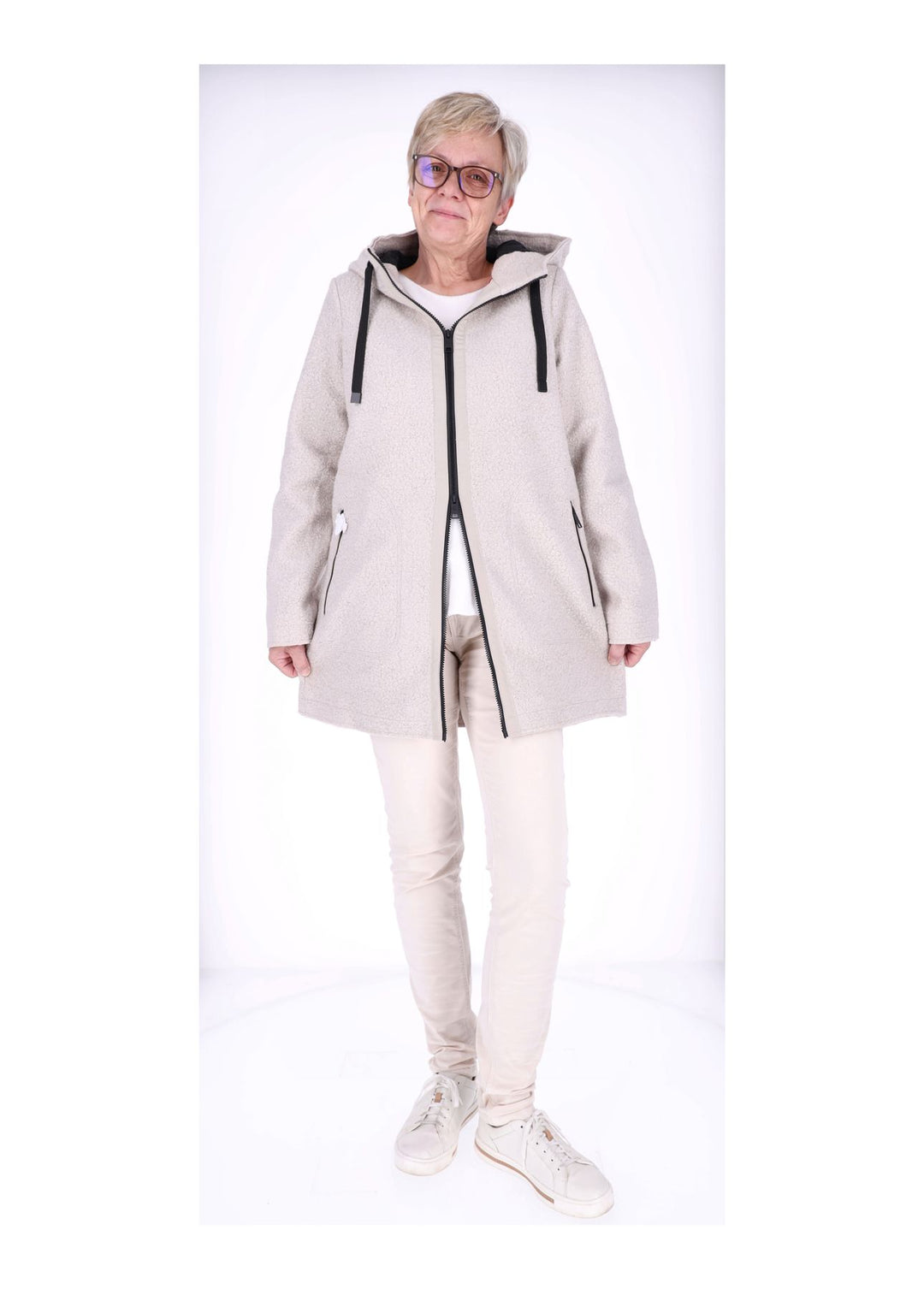 Ladies Jacket Knitted