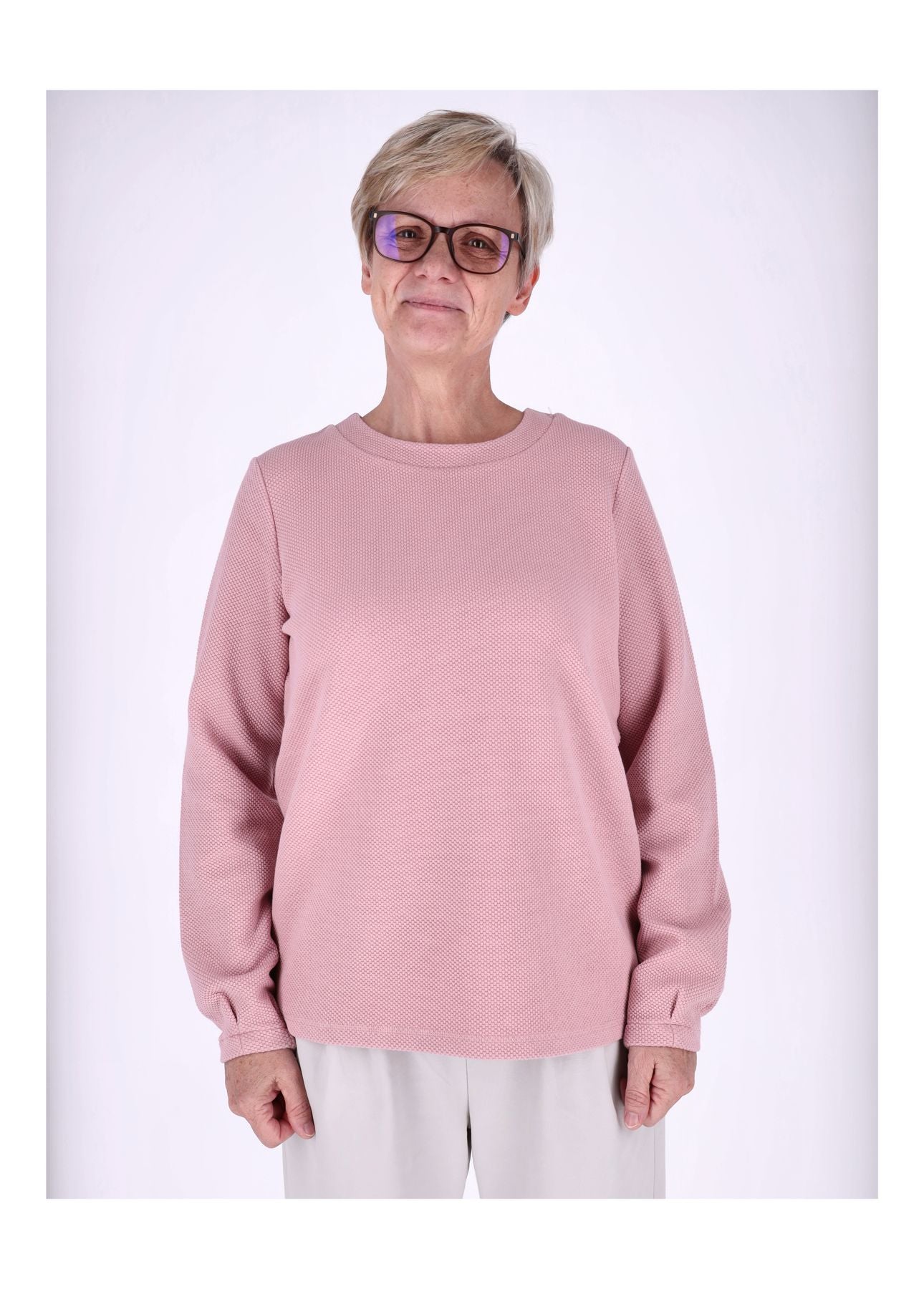 Ladies Pullover Knitted