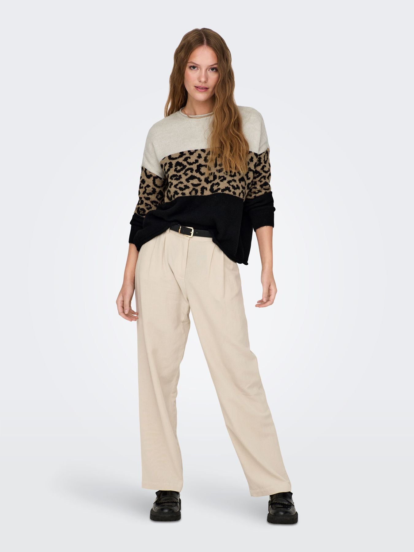Damen ONLJADE ANIMAL LS O-NECK KNT NOOS