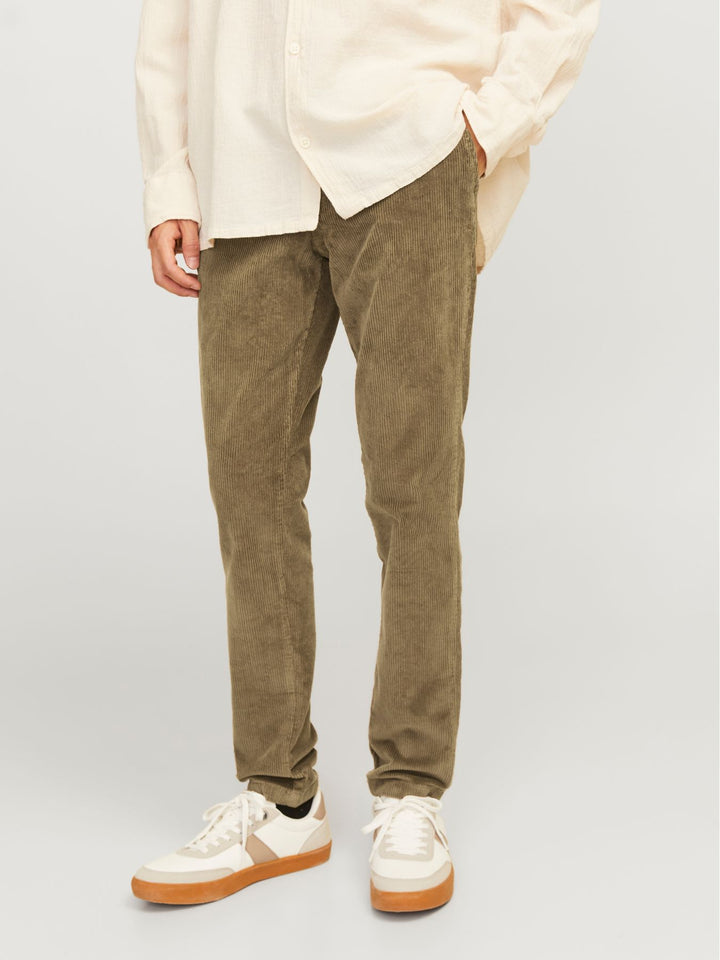 Herren JPSTMARCO JJBASIC CORDUROY CHINO