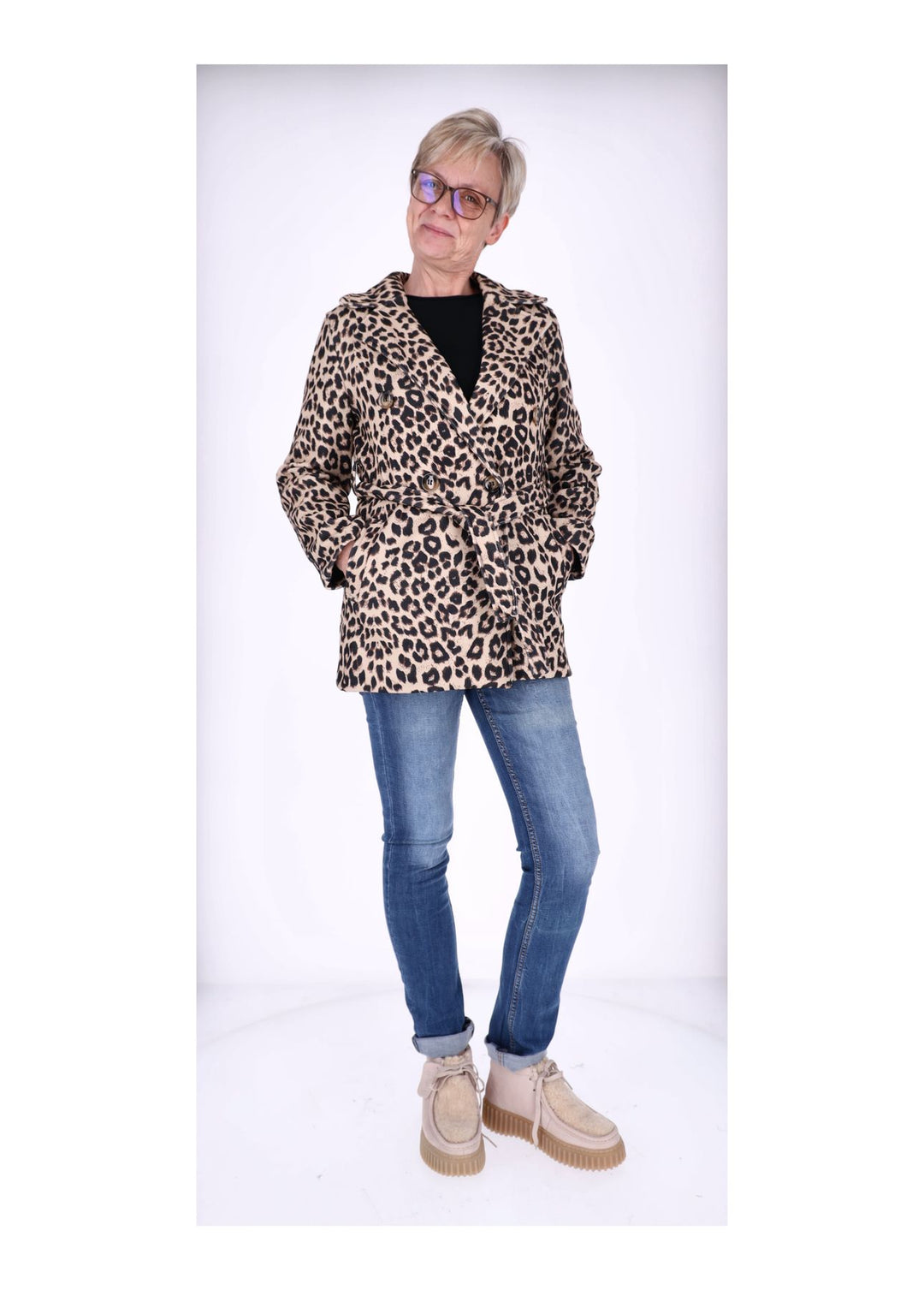 Kurzjacke Damen AOP Leo