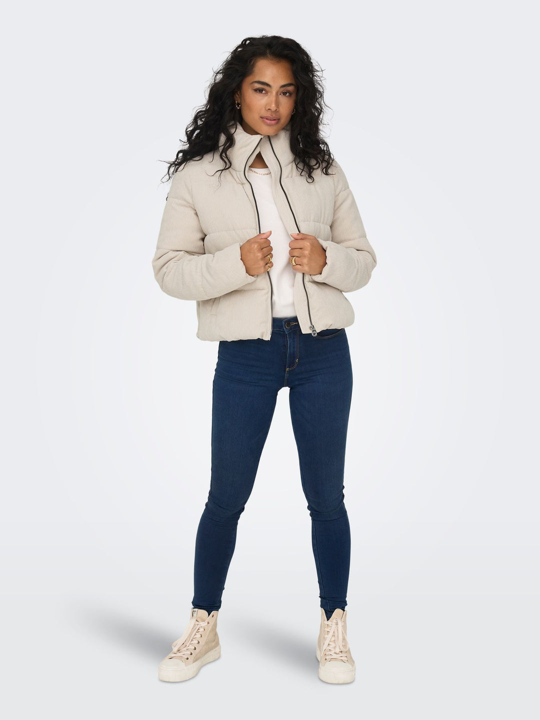 Damen ONLNEWDOLLY CORDUROY PUFFER OTW NOO