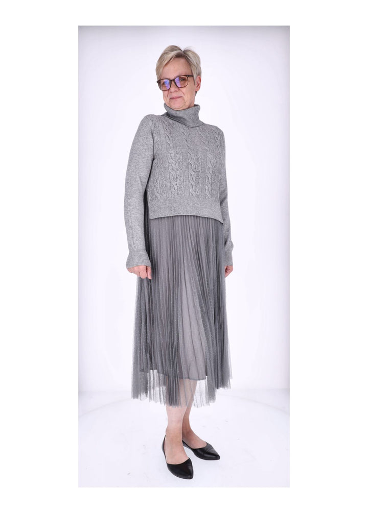 Kleid mit Rollkragen Pullover