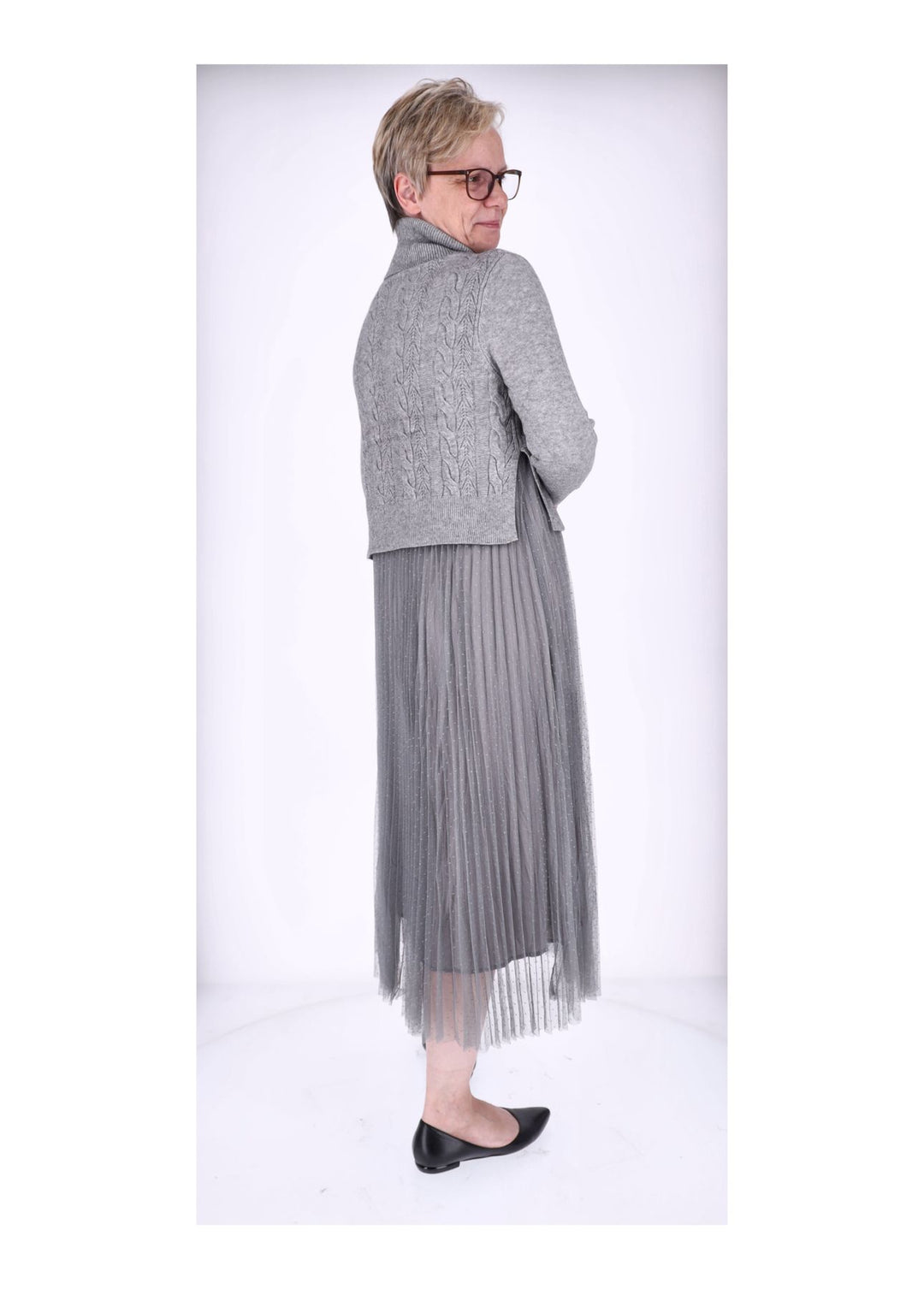 Kleid mit Rollkragen Pullover