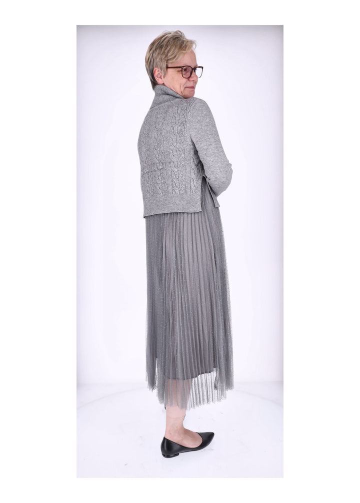 Kleid mit Rollkragen Pullover