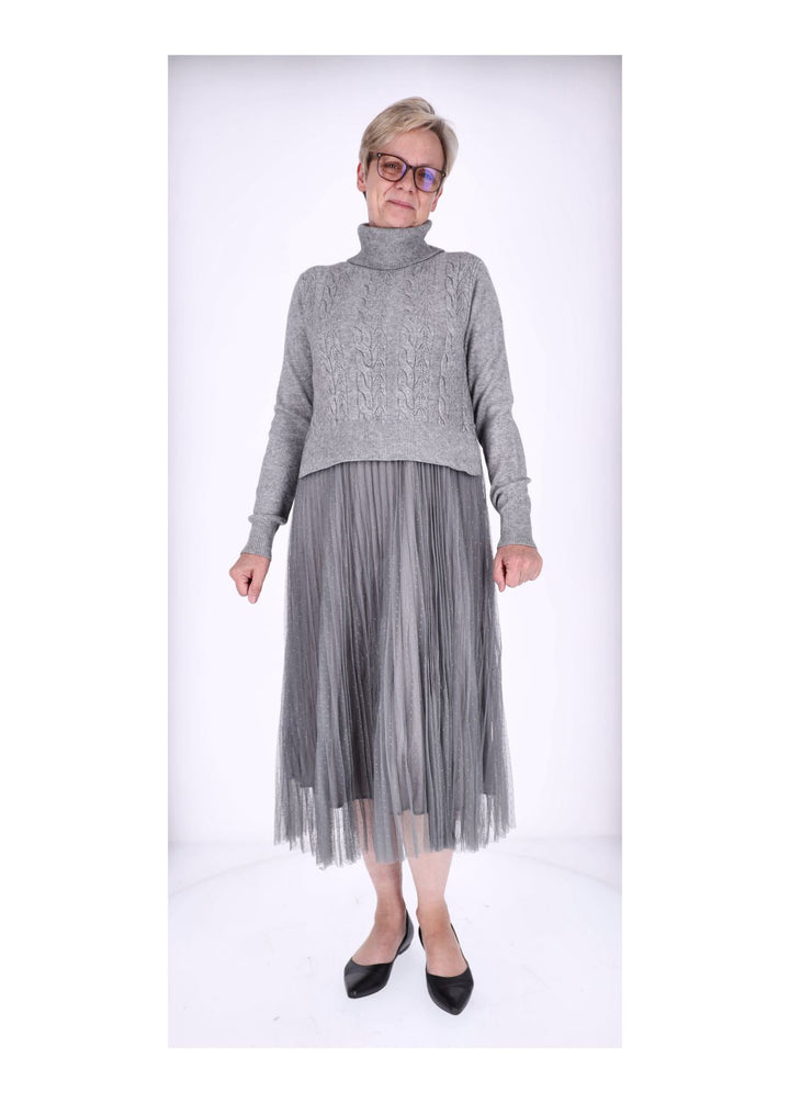 Kleid mit Rollkragen Pullover