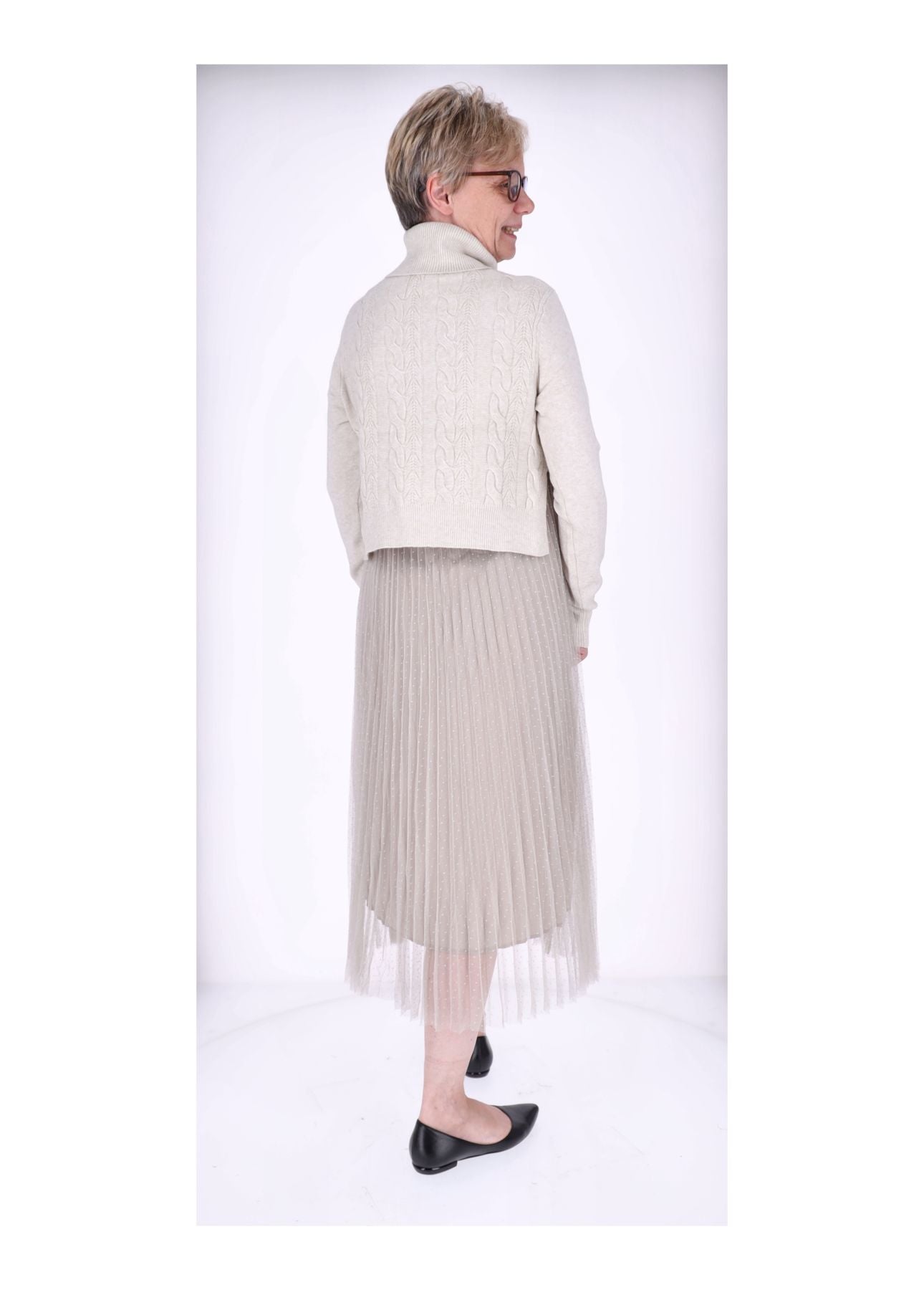 Kleid mit Rollkragen Pullover