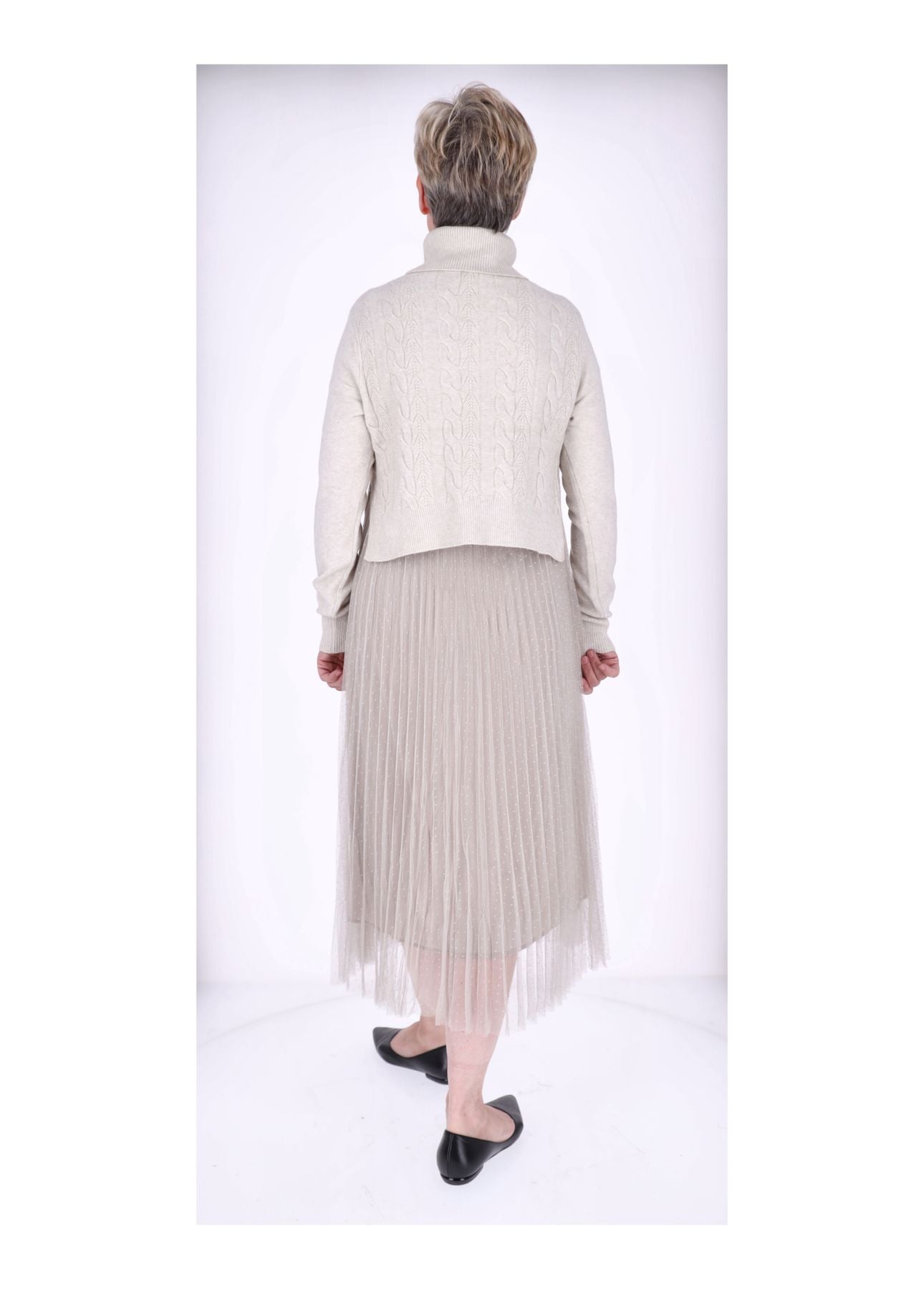 Kleid mit Rollkragen Pullover