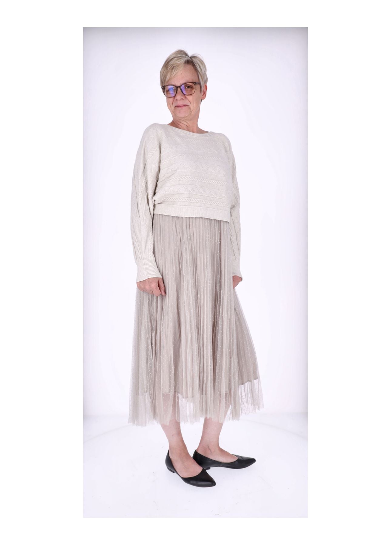 Kleid mit Strickpullover
