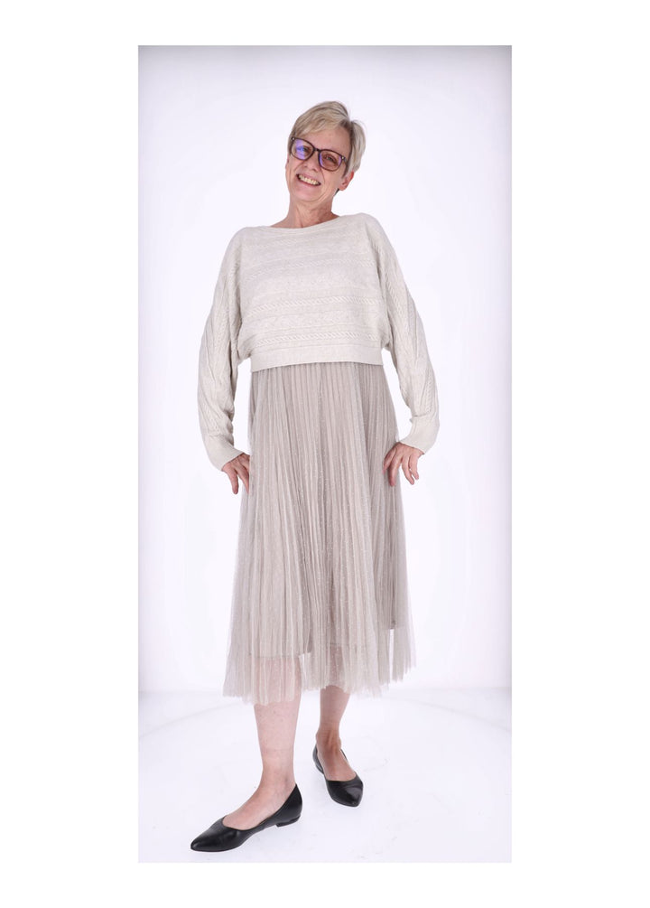 Kleid mit Strickpullover