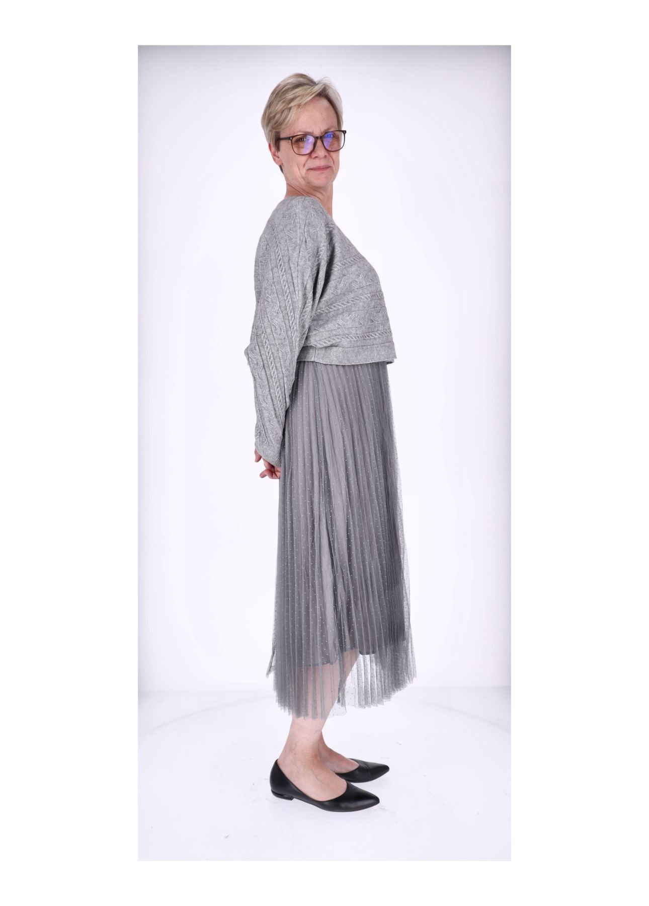 Kleid mit Strickpullover