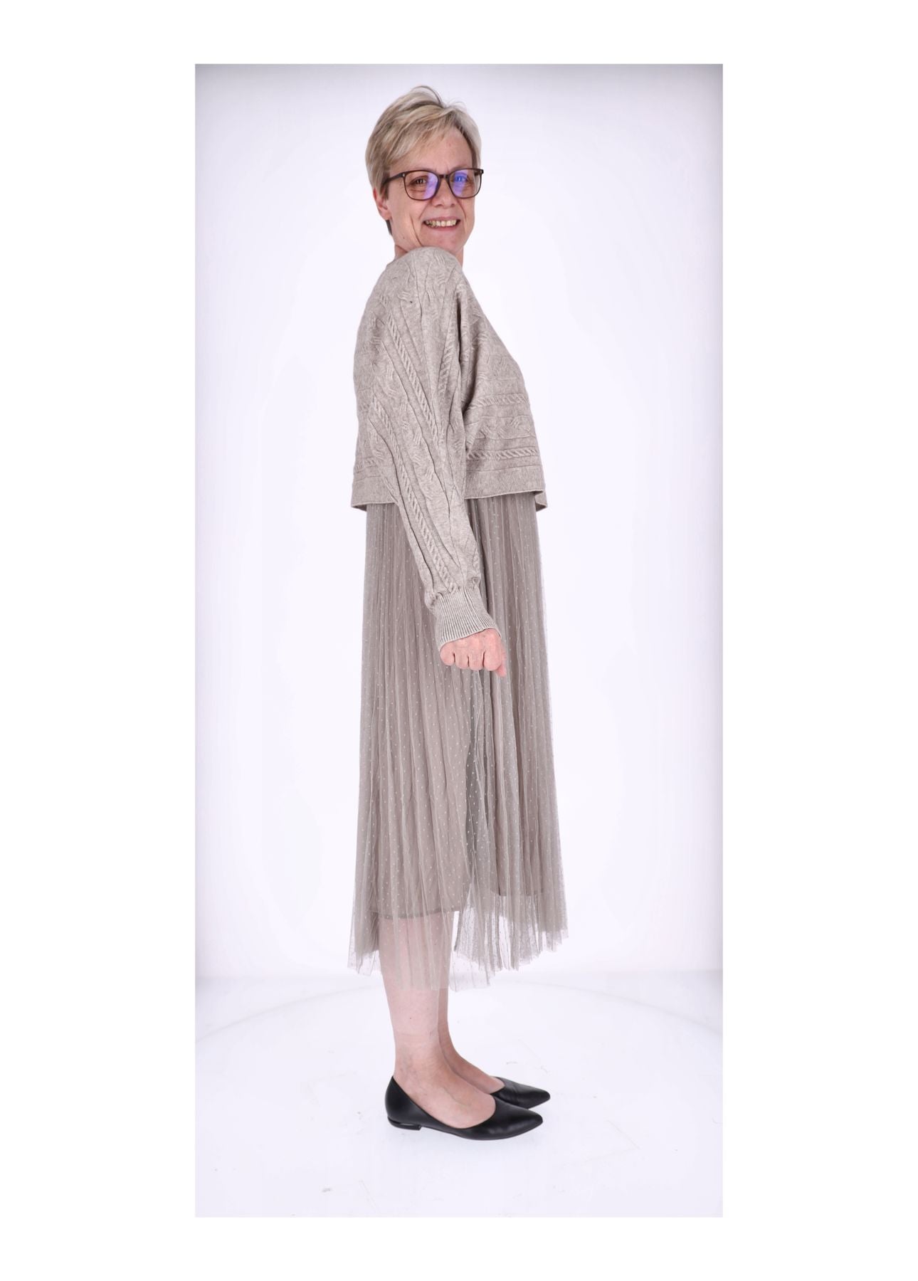 Kleid mit Strickpullover