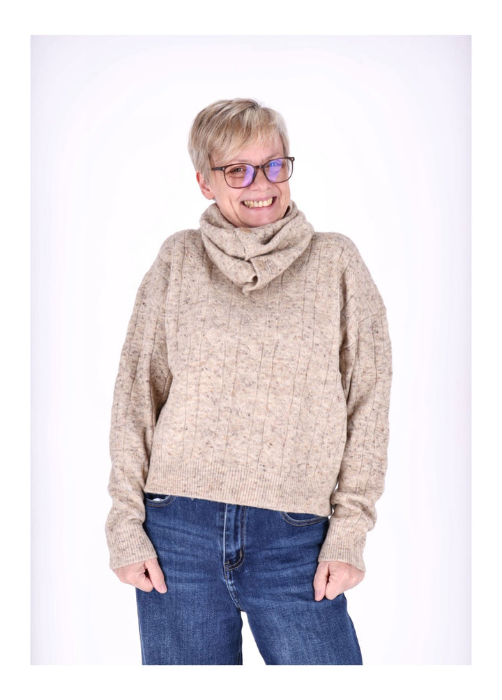 Strickpullover Damen separater Schal