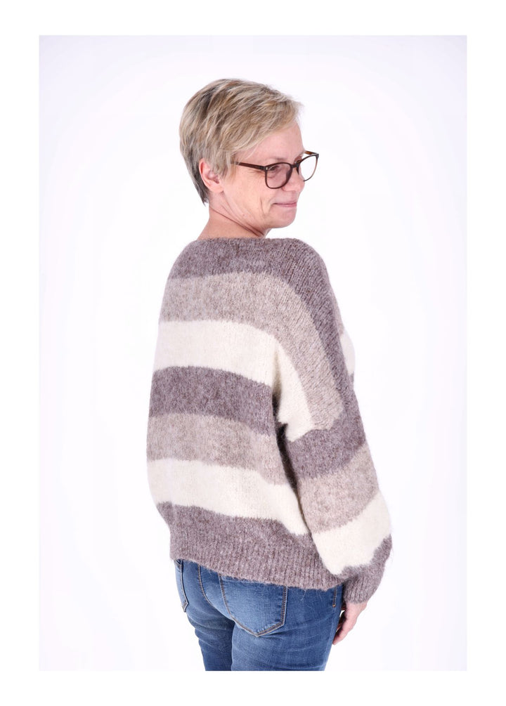 Strickpulli Streifen