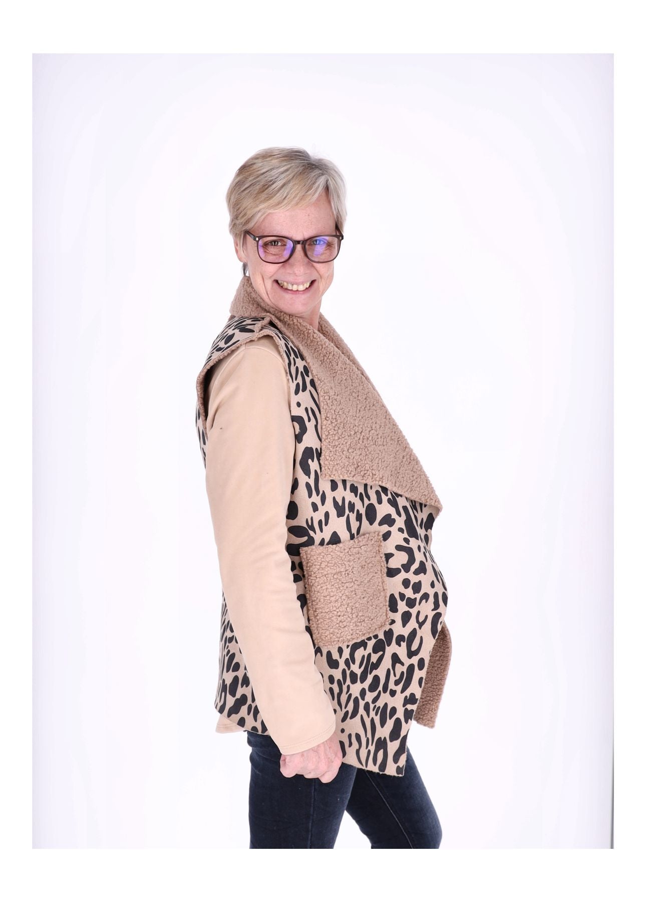 Weste Veloure Optik AOP Leo