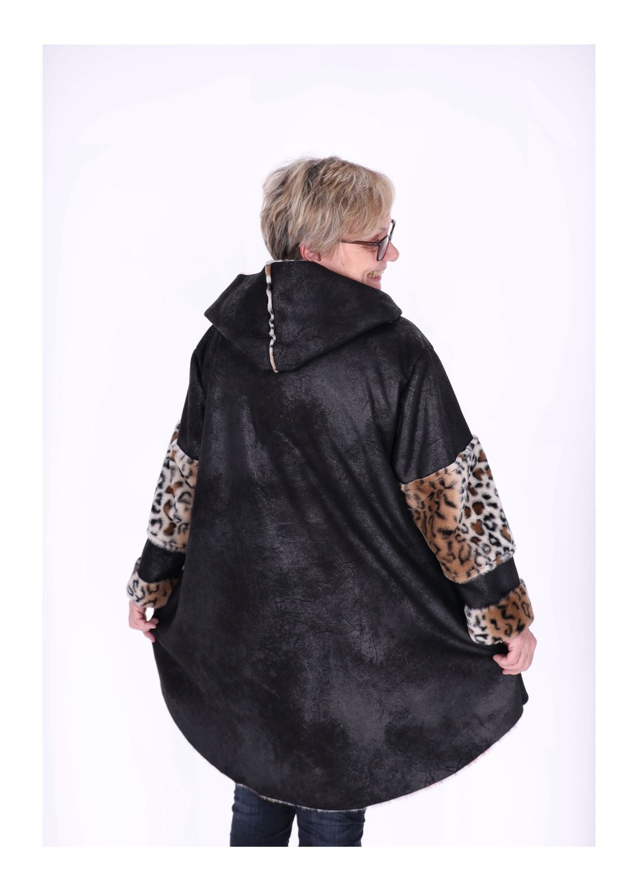 Lederimitat Kurzmantel mit Fell Leo