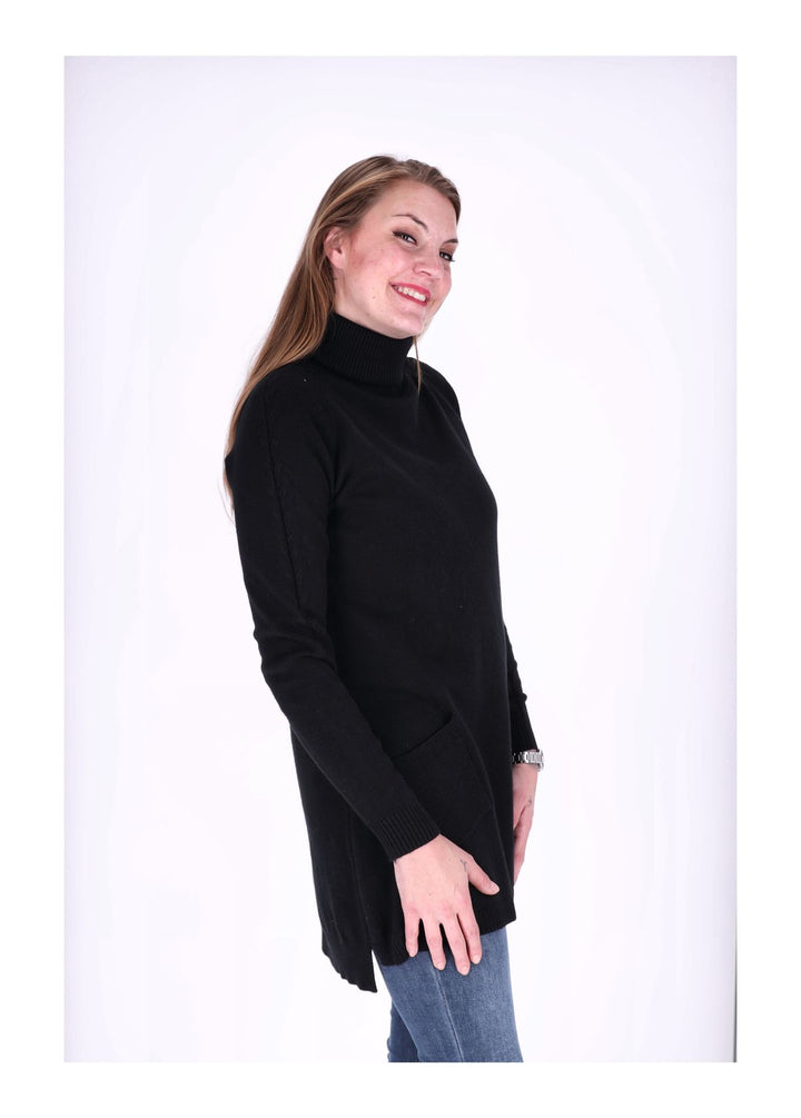 Strickkleid Rollkragen aufgesetzte Taschen