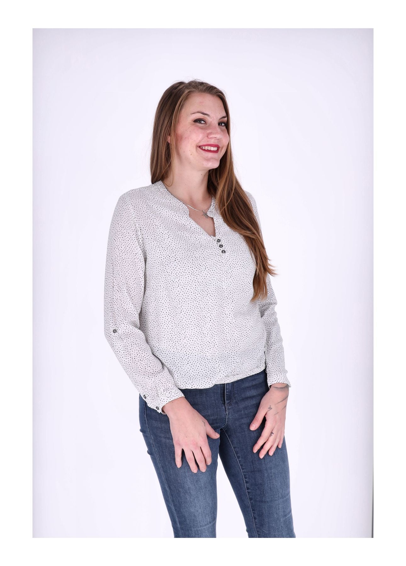 Bluse mit Punkten