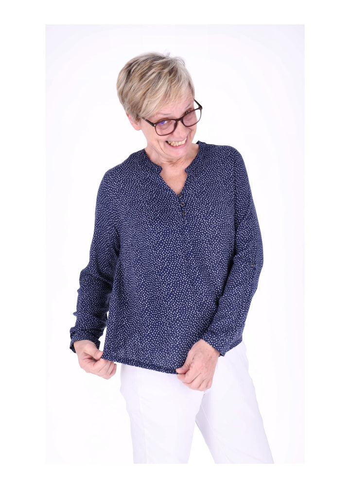 Bluse mit Punkten