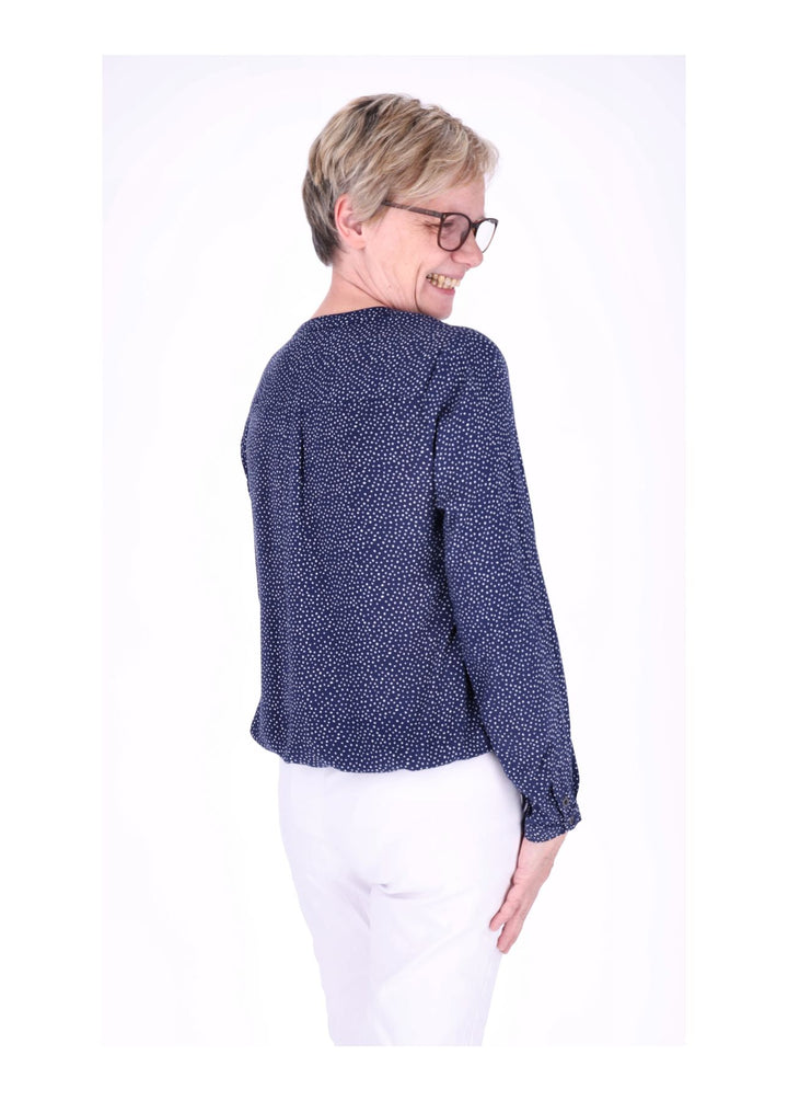 Bluse mit Punkten