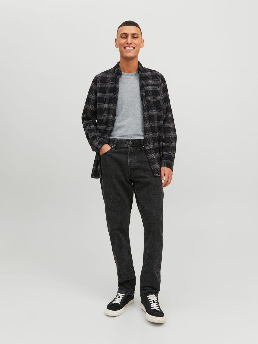 BASIC O-NECK TEE S/S NOOS