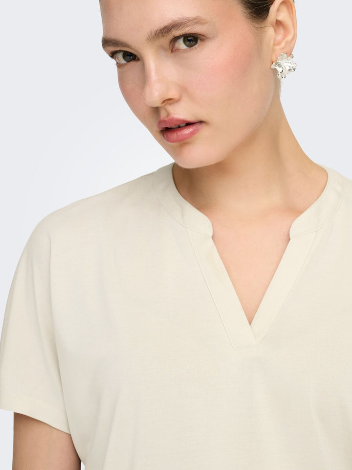 ONLY Damen T-Shirt Split Neck Kurzarm