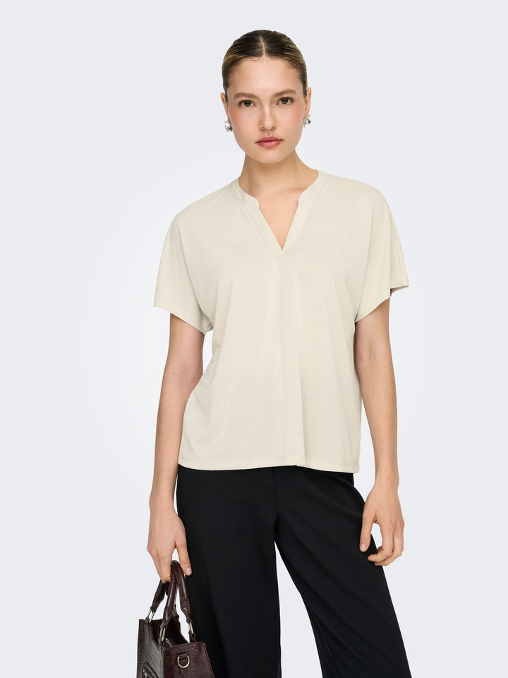 ONLY Damen T-Shirt Split Neck Kurzarm