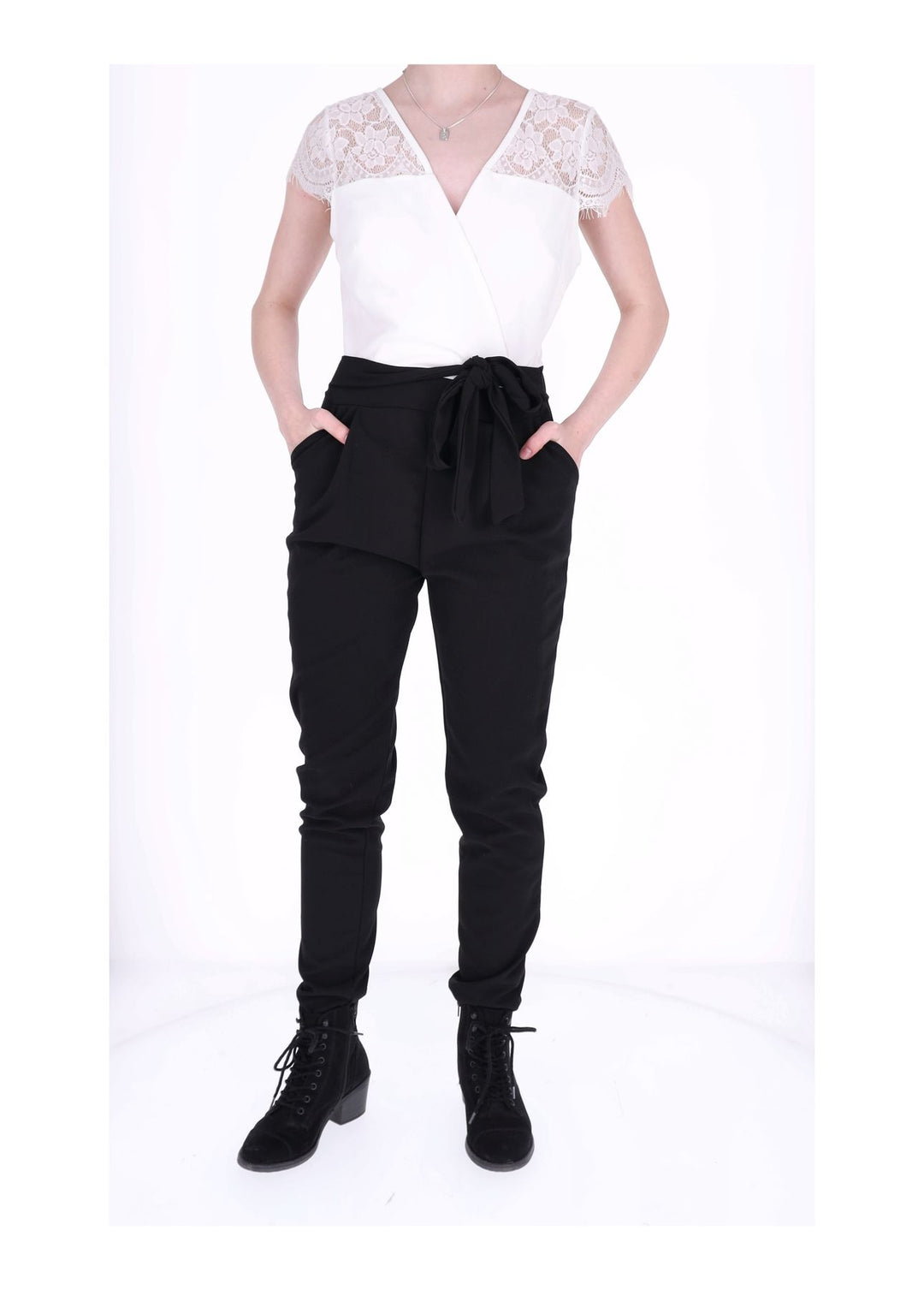 Splash of Color Damen Jumpsuit Spitze