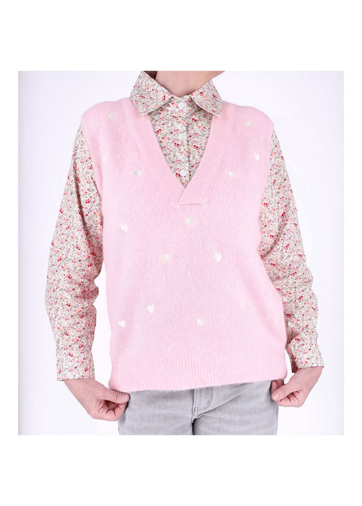 Strick Pullunder Damen mit Bluse unterlegt