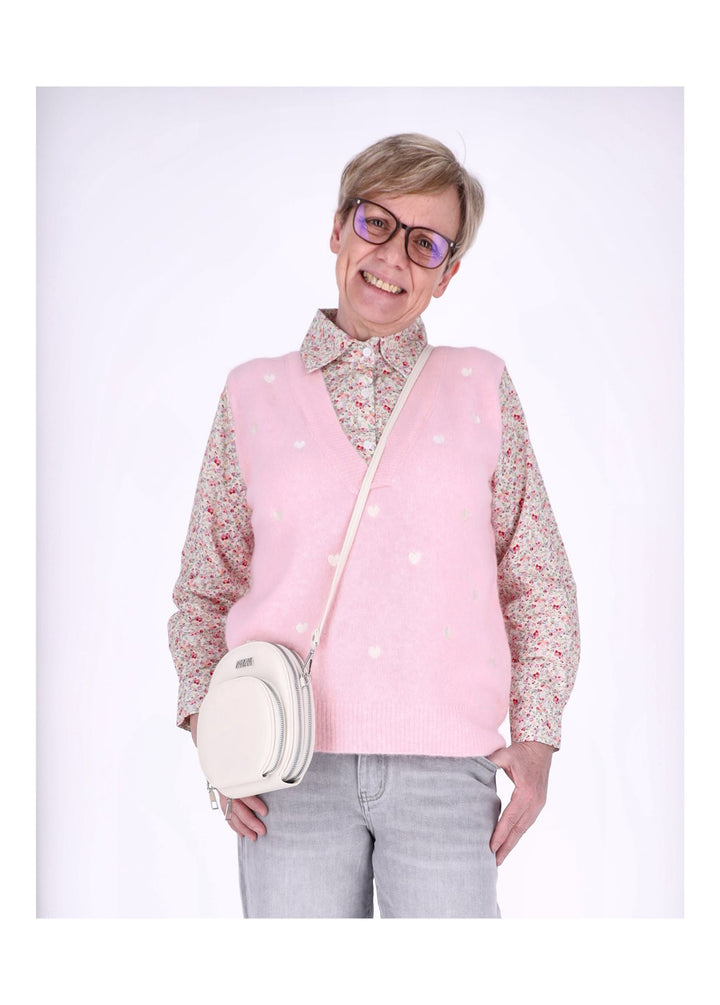 Strick Pullunder Damen mit Bluse unterlegt