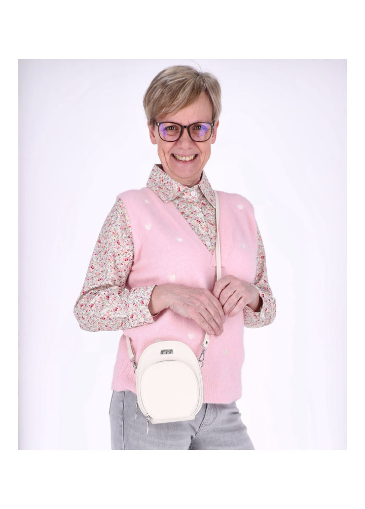 Strick Pullunder Damen mit Bluse unterlegt